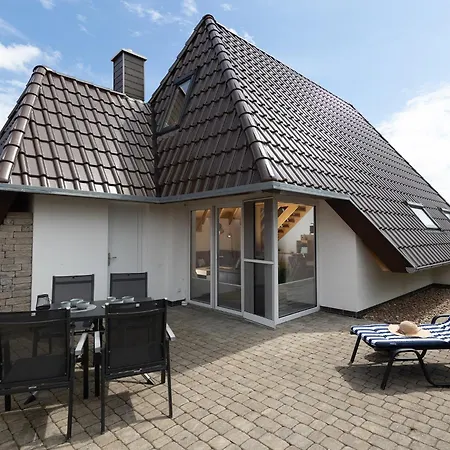 Philipp Mellumplate 35